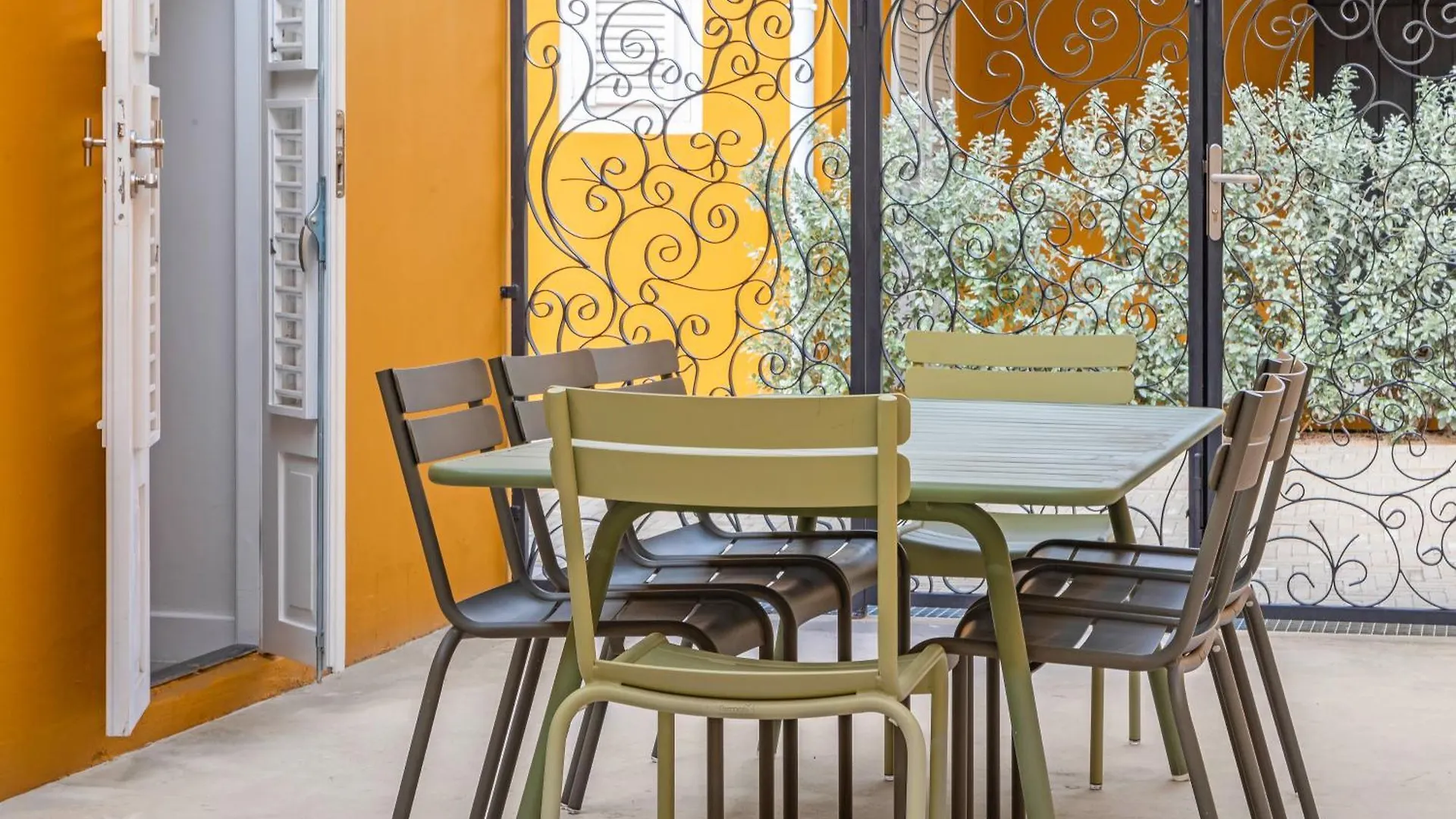 Villa Grandi Resort, Historic City Villas, Otrobanda Willemstad Curaçao
